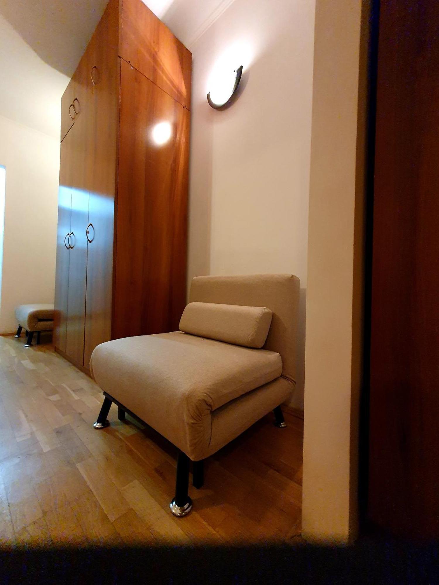 Romanian Athenaeum 1Br Apartment With Amazing View บูคาเรสต์ ภายนอก รูปภาพ
