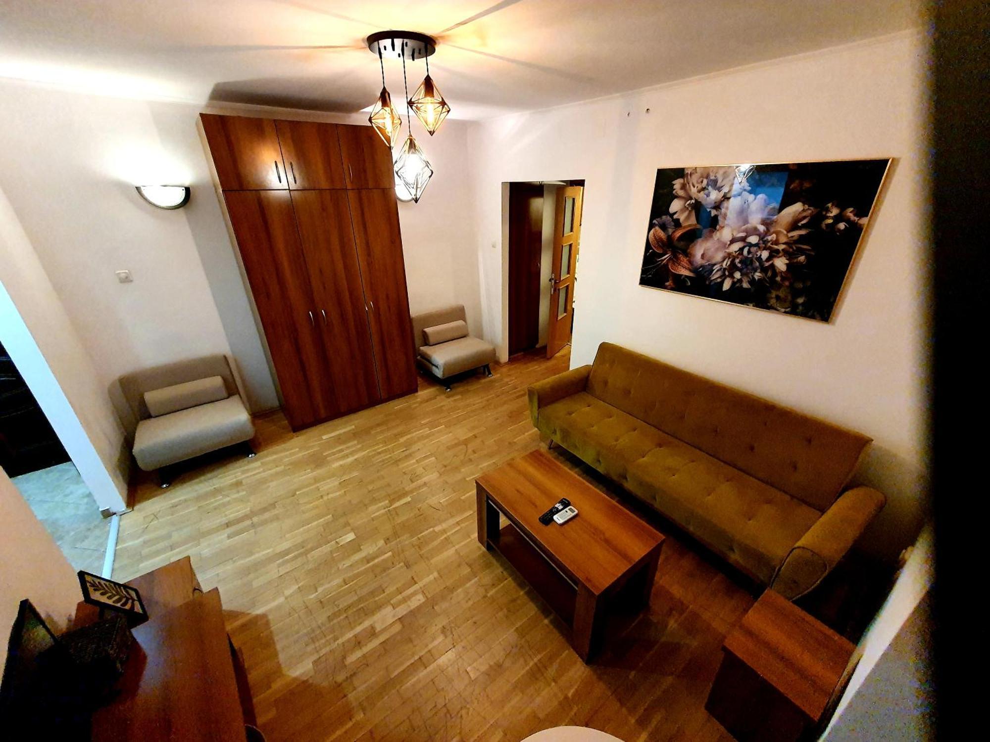 Romanian Athenaeum 1Br Apartment With Amazing View บูคาเรสต์ ภายนอก รูปภาพ